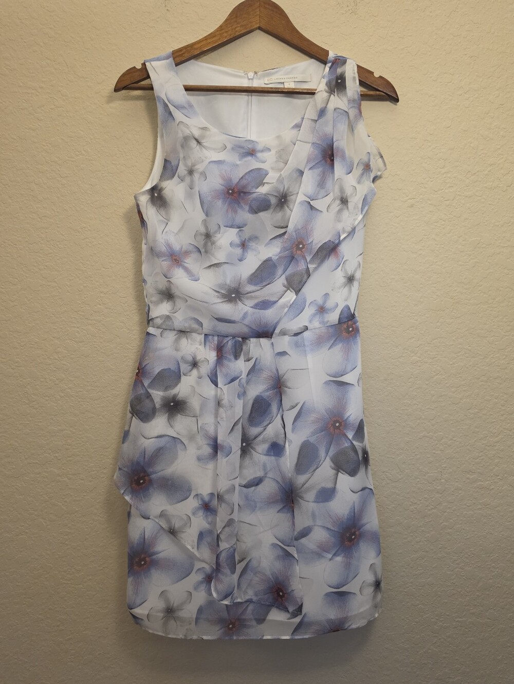 LC Lauren Conrad Mini Floral Dress Womens Sz 4 White Lavender Watercolor Flower